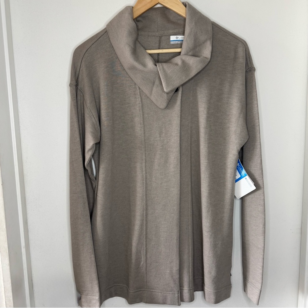 Columbia Wear It Everywhere II Knit Wrap cardigan Women’s Small Tan NWT